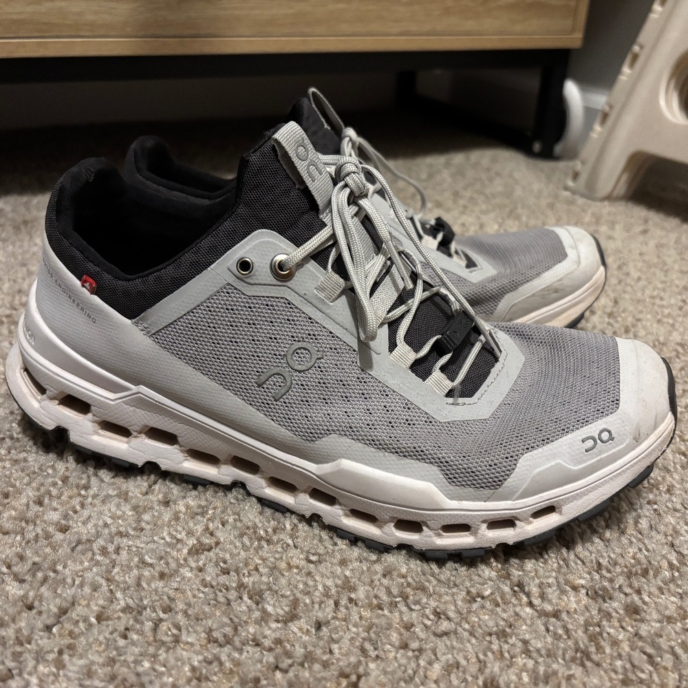 Woman’s On cloud running shoes